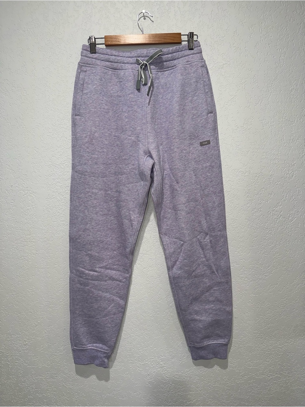 FIGS Heather Purple Jogger Sweatpants - Small (Style W22LW2006)